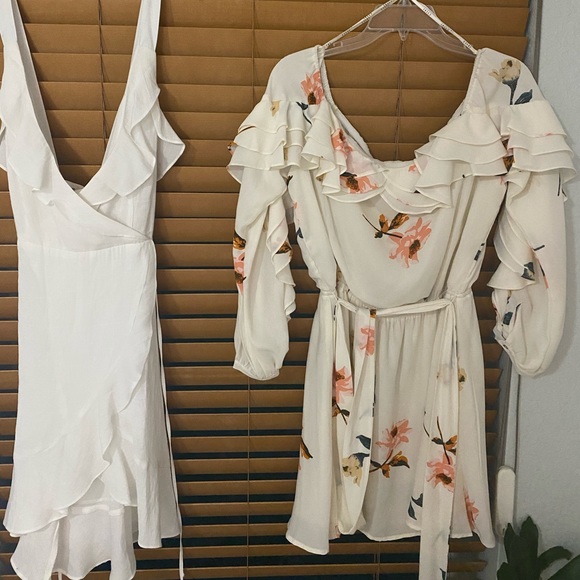 2 Essue Sundresses - Picture 1 of 2